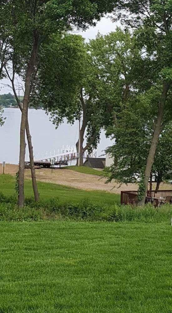 Okoboji Commons Hotel ภายนอก รูปภาพ